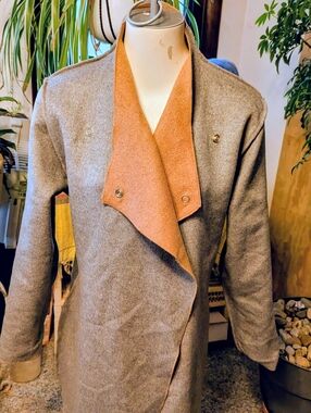 NWT Orb Soft Wool/Poly Reversible Grey/Tan Wrap Coat Sz M Retails 115.00